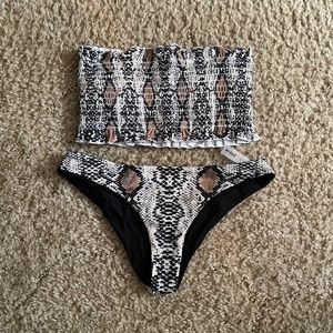 SHEIN LIMITED EDITION DESIGN SNAKE PRINT BIKINI